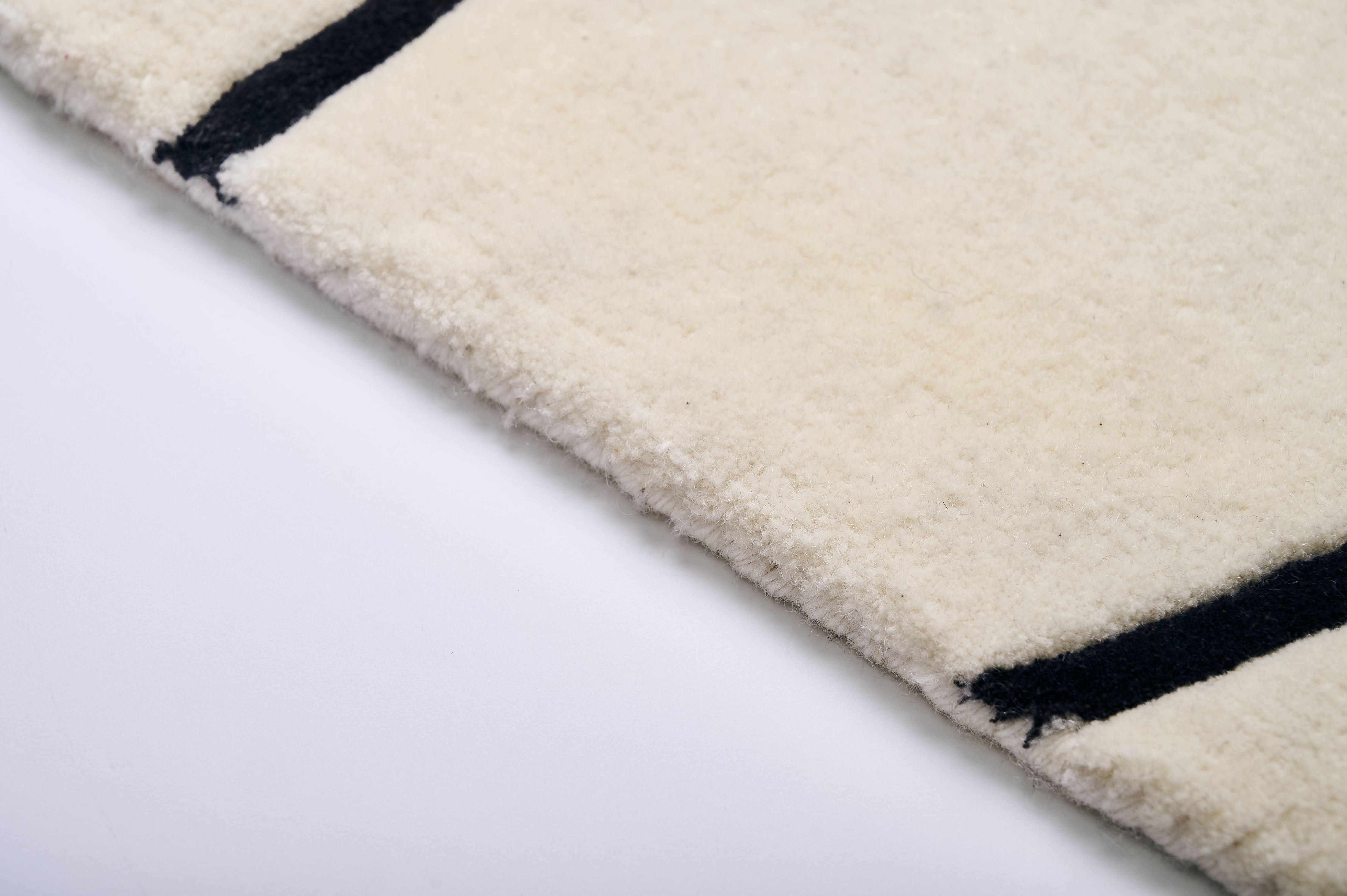 Vein (White & Black)