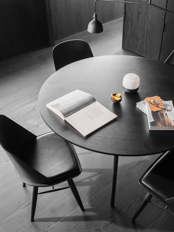 Snaregade Dining Table, Round