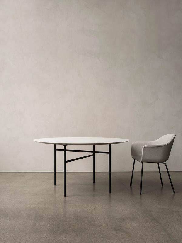 Snaregade Dining Table, Round