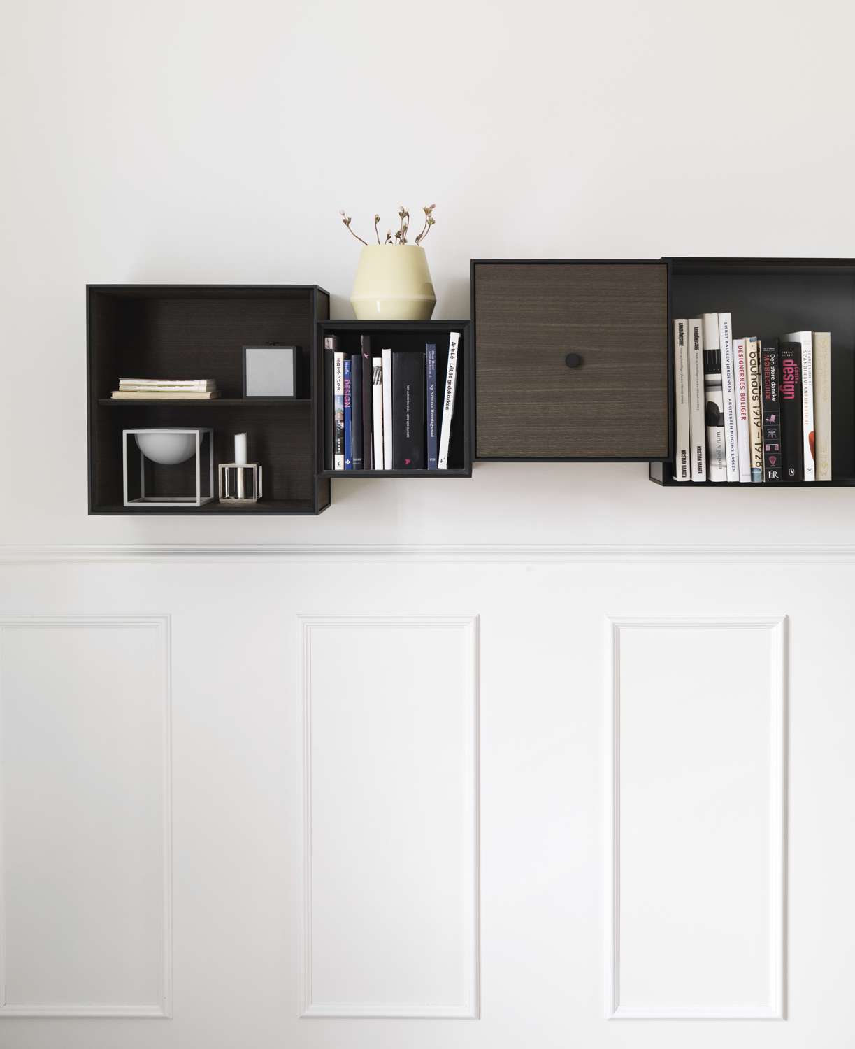 Frame 28 - 11x11x11/ Black Stained Ash