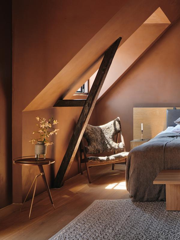 Umanoff Side Table
