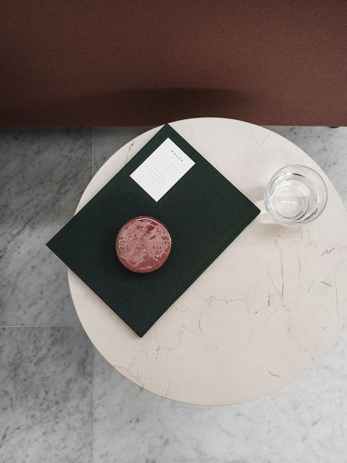 Androgyne Side Table, Ø50