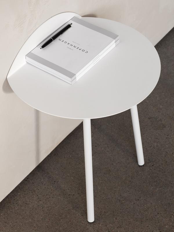 Yeh Wall Table